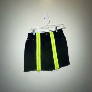 CARMAR black denim skirt with neon green zippers